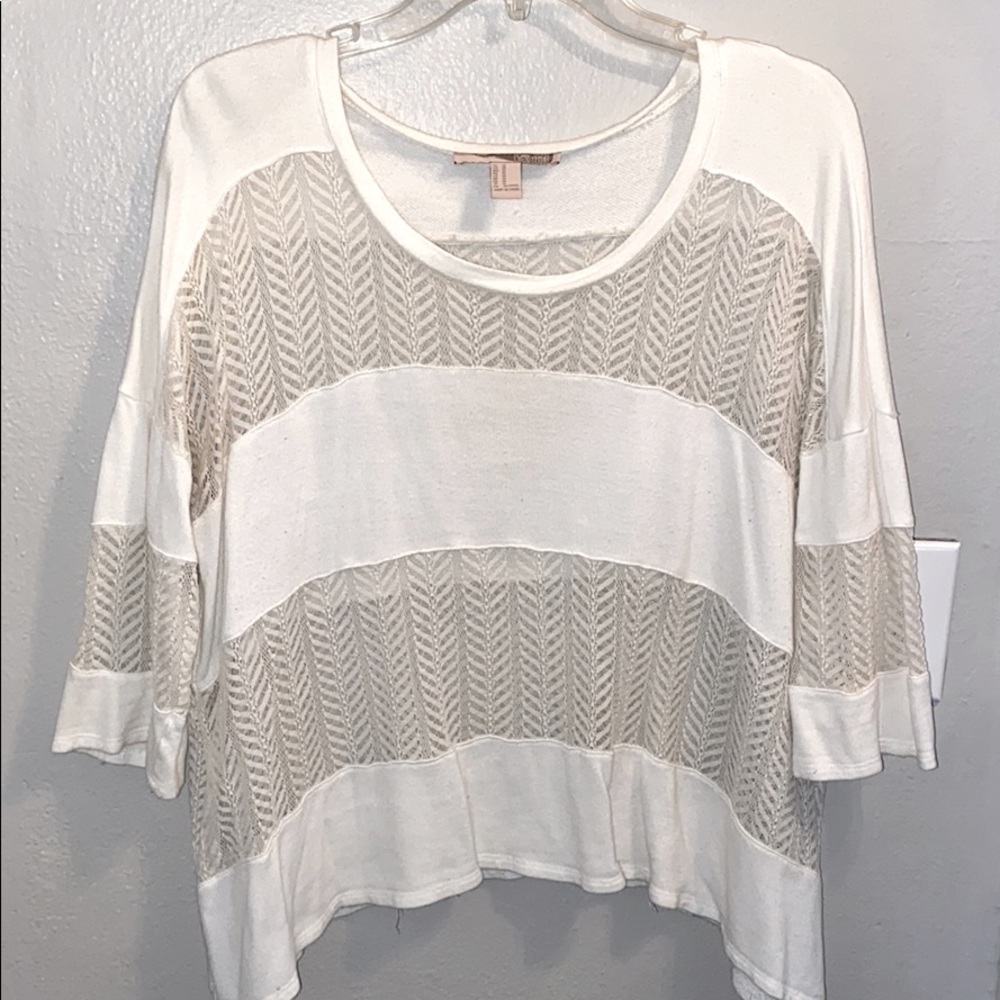 White 3/4 Sleeve Crop